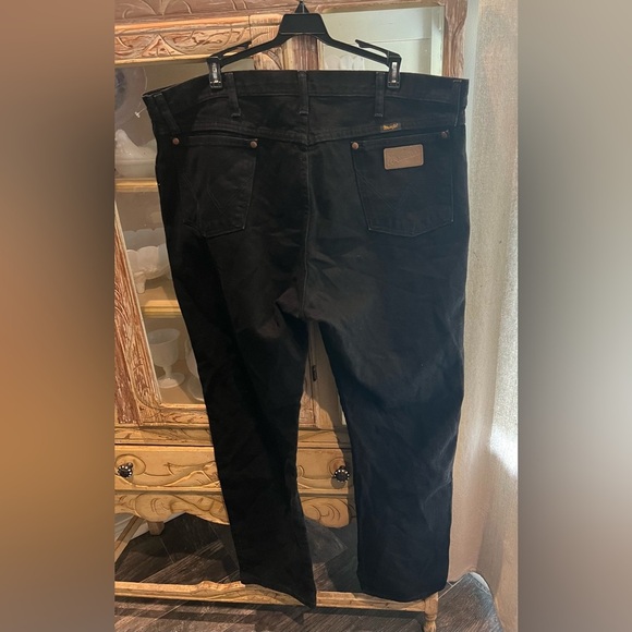 Wrangler Mens Vintage Black Relaxed Jeans Size 40x34 - Picture 2 of 5